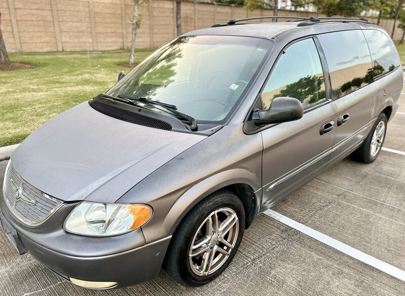 2003 Chrysler CHRYSLER TOWN & COUNTRY LXi LEATHER AUTOMATIC COLD AC FRESH TRADE   - Photo 2 - Stafford, TX 77477