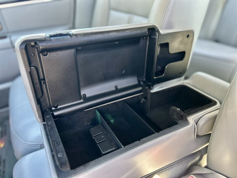 2007 Lincoln LINCOL TOWN CAR SIGNATURE LIMITED LTHR WOOD STEERING YOUTUBE VIDEO   - Photo 39 - Stafford, TX 77477