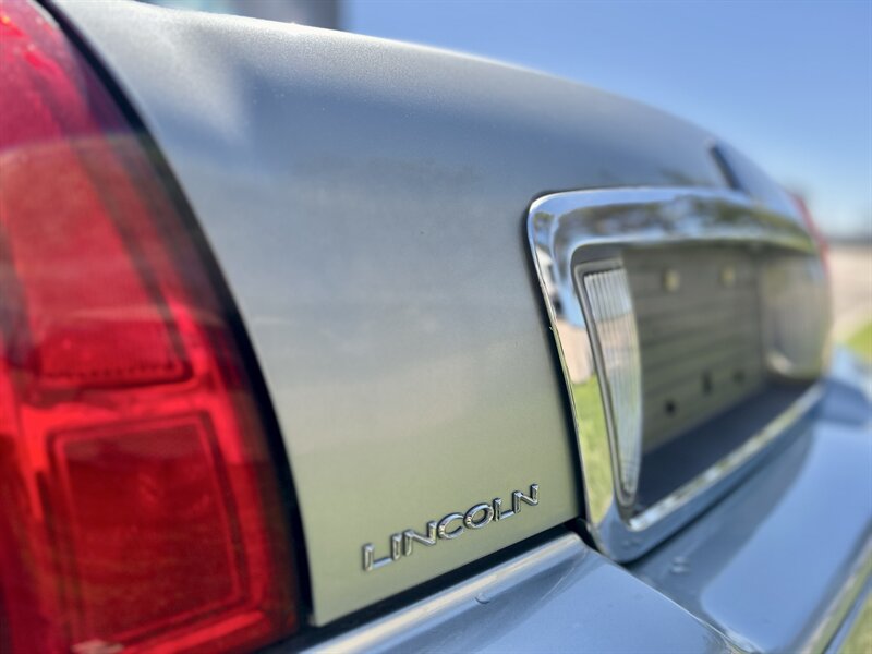 2007 Lincoln LINCOL TOWN CAR SIGNATURE LIMITED LTHR WOOD STEERING YOUTUBE VIDEO   - Photo 61 - Stafford, TX 77477