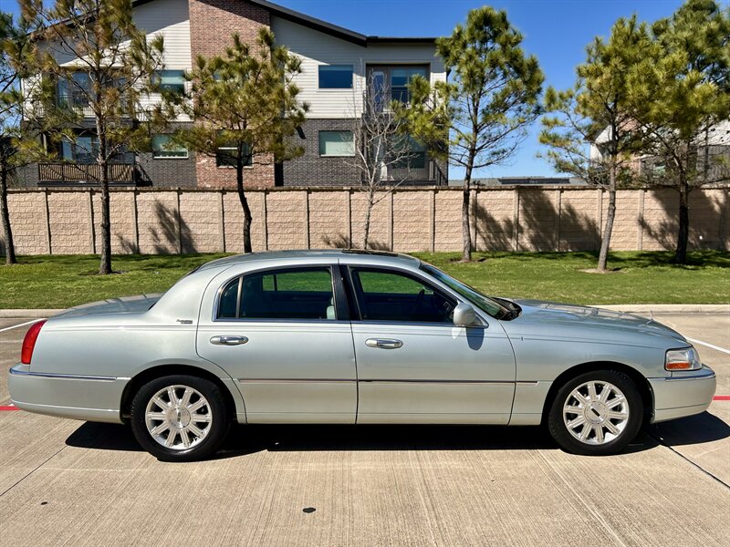 2007 Lincoln LINCOL TOWN CAR SIGNATURE LIMITED LTHR WOOD STEERING YOUTUBE VIDEO   - Photo 19 - Stafford, TX 77477