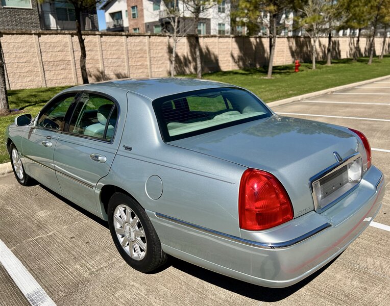 2007 Lincoln LINCOL TOWN CAR SIGNATURE LIMITED LTHR WOOD STEERING YOUTUBE VIDEO   - Photo 11 - Stafford, TX 77477