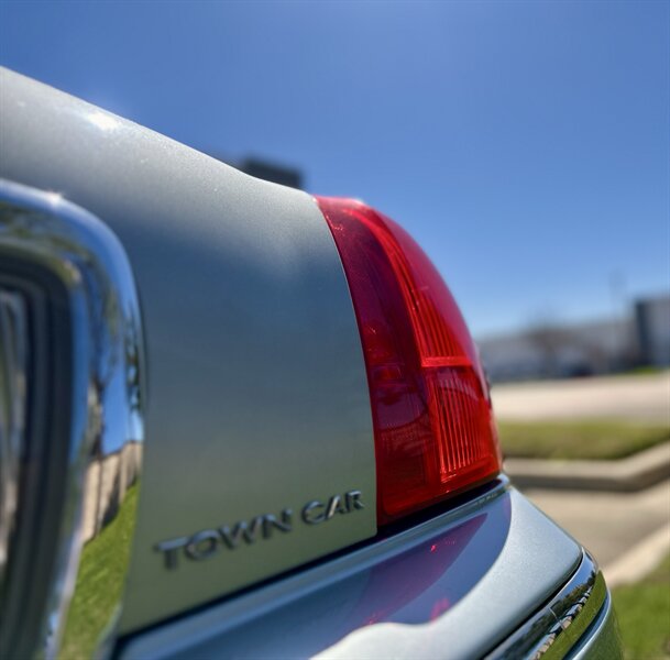 2007 Lincoln LINCOL TOWN CAR SIGNATURE LIMITED LTHR WOOD STEERING YOUTUBE VIDEO   - Photo 63 - Stafford, TX 77477