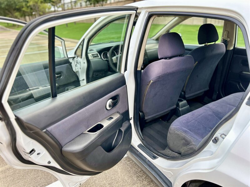 2009 Nissan Versa 1.8 S   - Photo 26 - Stafford, TX 77477