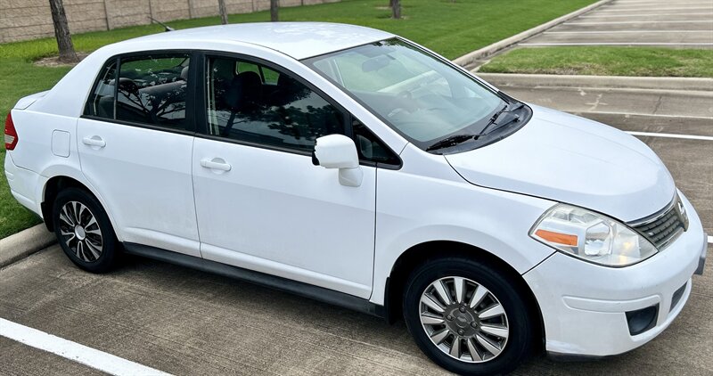 2009 Nissan Versa 1.8 S   - Photo 3 - Stafford, TX 77477