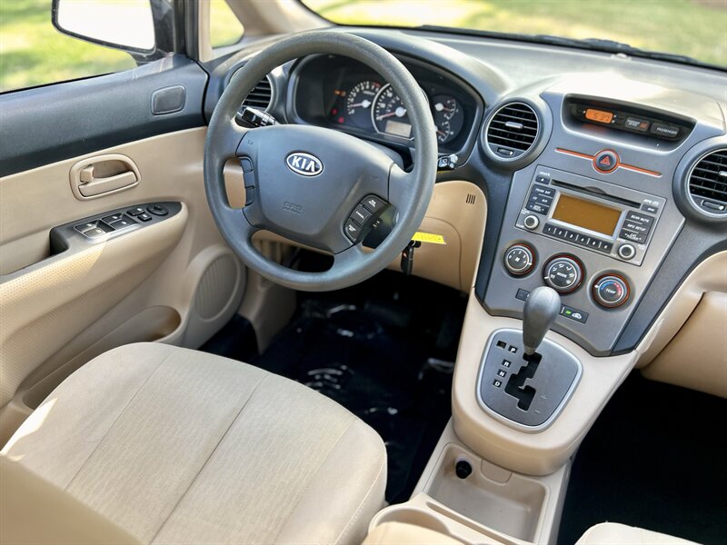 2009 Kia KIA RONDA LX 1 OWNER 7 PASSENGER MINI VAN 34 SERVICE RECORDS   - Photo 24 - Stafford, TX 77477