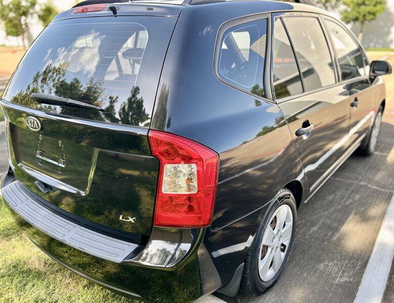 2009 Kia KIA RONDA LX 1 OWNER 7 PASSENGER MINI VAN 34 SERVICE RECORDS   - Photo 12 - Stafford, TX 77477