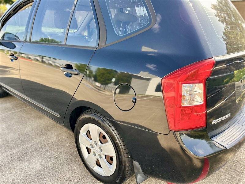 2009 Kia KIA RONDA LX 1 OWNER 7 PASSENGER MINI VAN 34 SERVICE RECORDS   - Photo 37 - Stafford, TX 77477