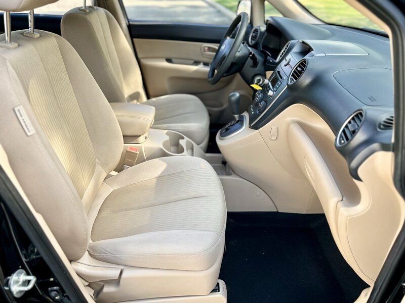 2009 Kia KIA RONDA LX 1 OWNER 7 PASSENGER MINI VAN 34 SERVICE RECORDS   - Photo 23 - Stafford, TX 77477