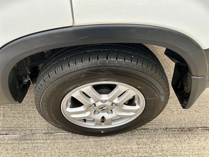 2002 Honda HONDA CRV EX AWD 5- SPEED MANUAL  TRANS ALL WHEEL DRIVE YOUTUBE VIDE0   - Photo 51 - Stafford, TX 77477