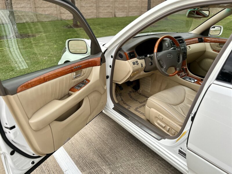 2005 Lexus LEXUS LS 430 NAVIGATION LEATHER HEAT/COOL SEAT FOG LIGHTS GRANDMA CAR   - Photo 39 - Stafford, TX 77477