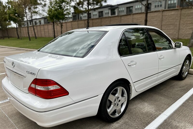 2005 Lexus LEXUS LS 430 NAVIGATION LEATHER HEAT/COOL SEAT FOG LIGHTS GRANDMA CAR   - Photo 15 - Stafford, TX 77477