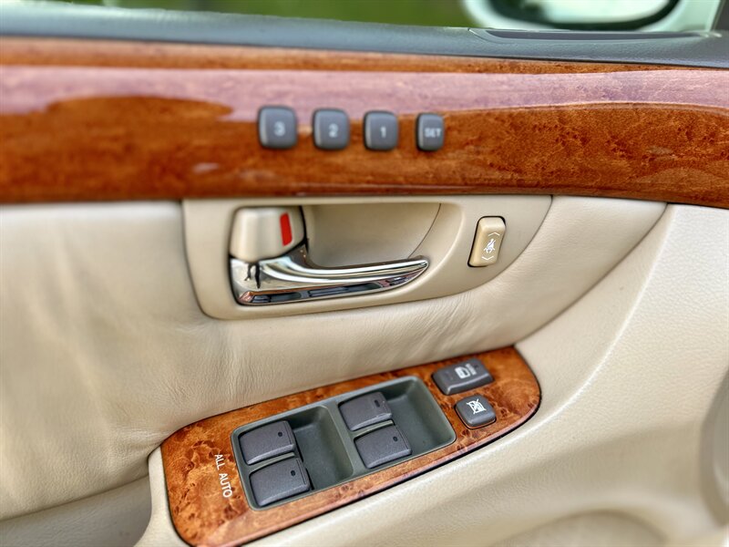 2005 Lexus LEXUS LS 430 SUNROOF LEATHER HEAT/COOL SEAT XENON FOG LIGHTS 3 KEYS   - Photo 70 - Stafford, TX 77477