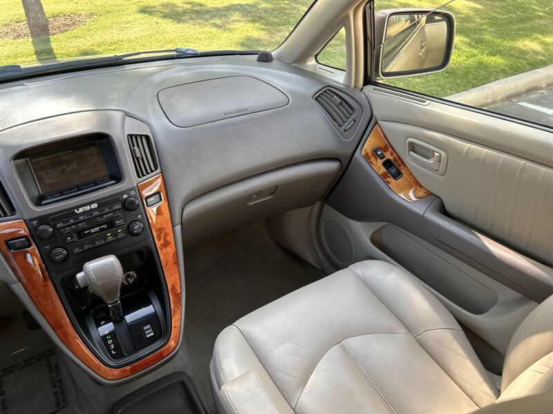 2000 Lexus LEXUS RX 300 LEATHER FULLY SERVICED YOUTUBE VIDEO   - Photo 66 - Stafford, TX 77477
