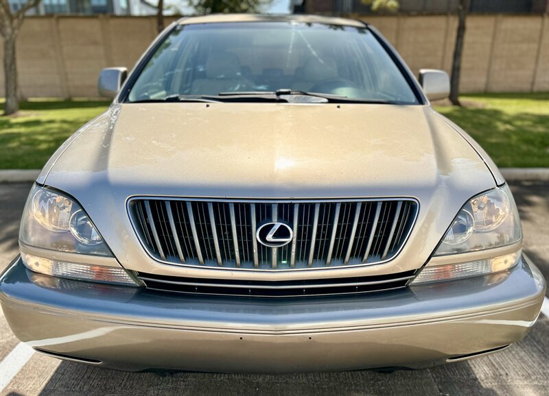 2000 Lexus LEXUS RX 300 LEATHER FULLY SERVICED YOUTUBE VIDEO   - Photo 6 - Stafford, TX 77477