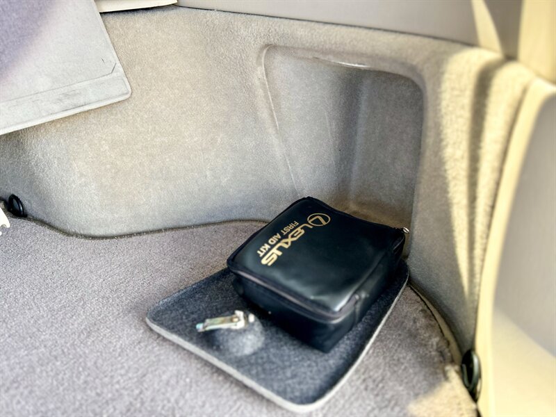 2000 Lexus LEXUS RX 300 LEATHER FULLY SERVICED YOUTUBE VIDEO   - Photo 74 - Stafford, TX 77477