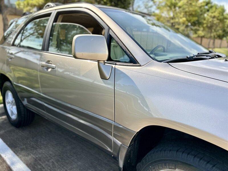 2000 Lexus LEXUS RX 300 LEATHER FULLY SERVICED YOUTUBE VIDEO   - Photo 37 - Stafford, TX 77477