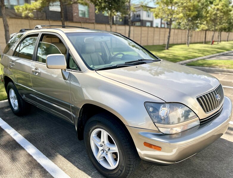 2000 Lexus LEXUS RX 300 LEATHER FULLY SERVICED YOUTUBE VIDEO   - Photo 10 - Stafford, TX 77477