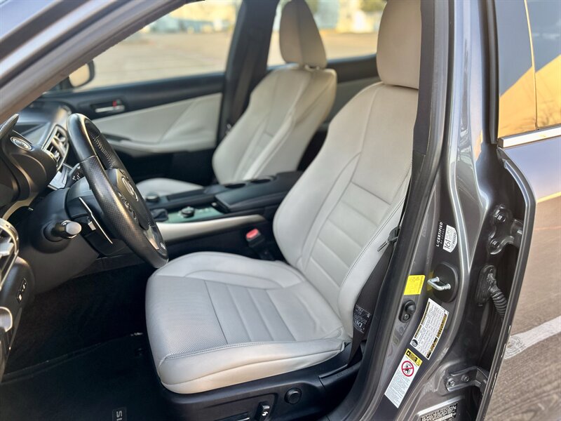 2014 Lexus LEXUS IS 250 F SPORT LEATHER SUNROOF HTD SEATS YOUTUBE VIDEO   - Photo 28 - Stafford, TX 77477