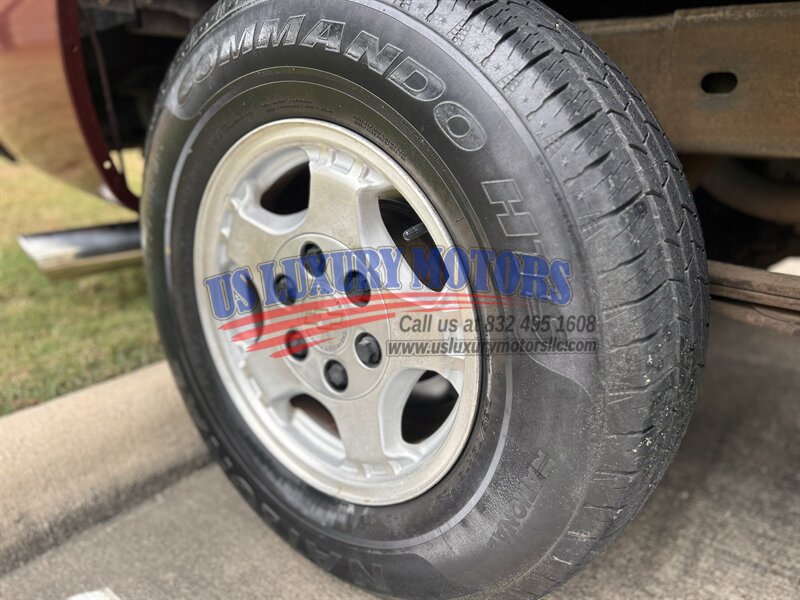 2002 Chevrolet CHEVROLET SILVERADO 1500 LS EXTENDED CAB V8 CLEAN & SHARP OLD TRUCK   - Photo 57 - Stafford, TX 77477