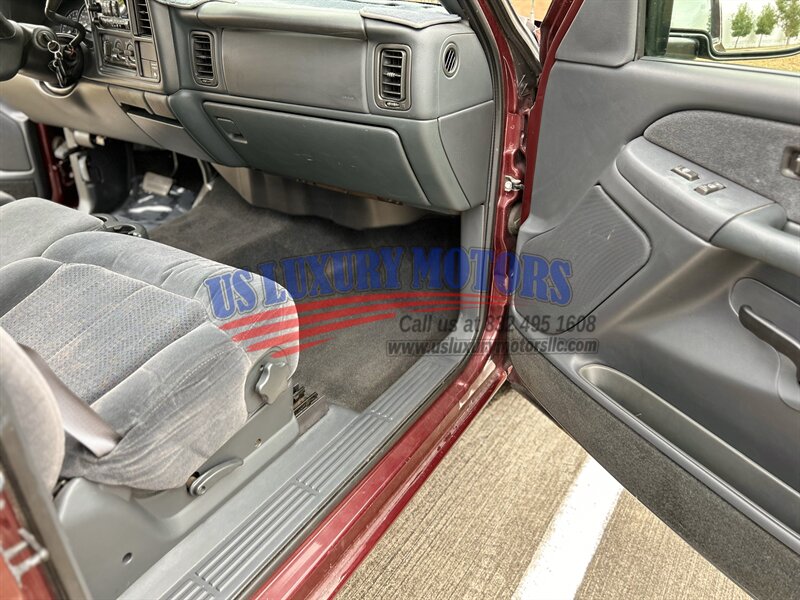 2002 Chevrolet CHEVROLET SILVERADO 1500 LS EXTENDED CAB V8 CLEAN & SHARP OLD TRUCK   - Photo 50 - Stafford, TX 77477