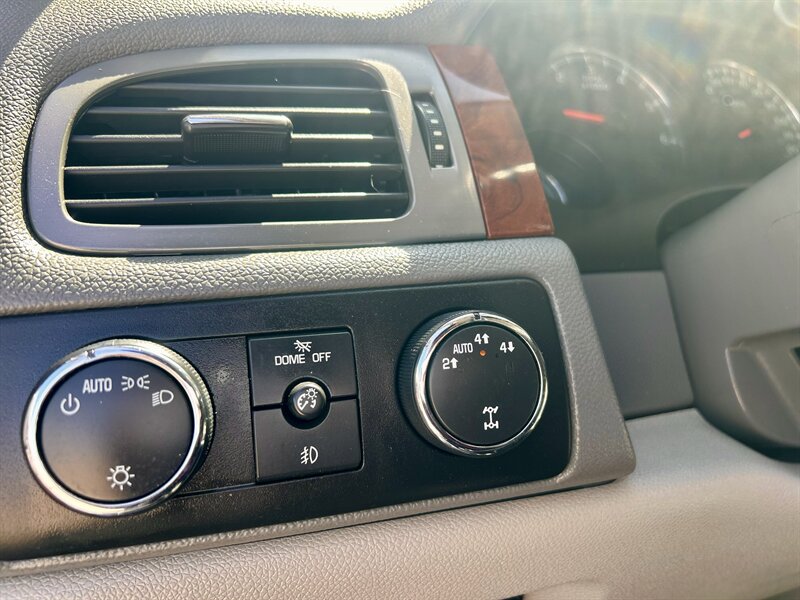 2010 GMC YUKON XL 2500 4X4 SLT 3/4 TON 4WD NAV DVD YOUTUBE VIDEO CALL 832 860 2477   - Photo 42 - Stafford, TX 77477