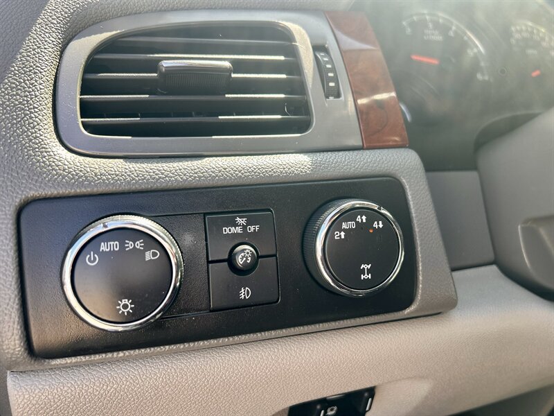 2010 GMC YUKON XL 2500 4X4 SLT 3/4 TON 4WD NAV DVD YOUTUBE VIDEO CALL 832 860 2477   - Photo 41 - Stafford, TX 77477