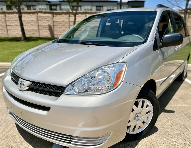 2004 Toyota TOYOTA SIENNA LE 1 OWNER 8-PASSENGER CLEAN YOUTUBE VIDEO   - Photo 9 - Stafford, TX 77477