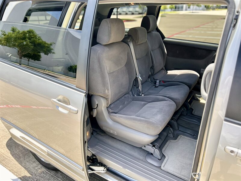 2004 Toyota TOYOTA SIENNA LE 1 OWNER 8-PASSENGER CLEAN YOUTUBE VIDEO   - Photo 61 - Stafford, TX 77477