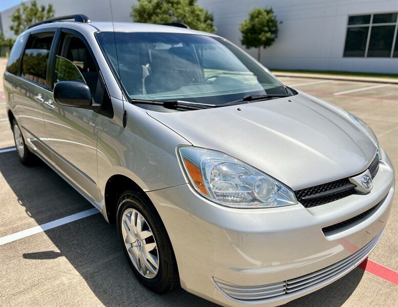 2004 Toyota TOYOTA SIENNA LE 1 OWNER 8-PASSENGER CLEAN YOUTUBE VIDEO   - Photo 10 - Stafford, TX 77477