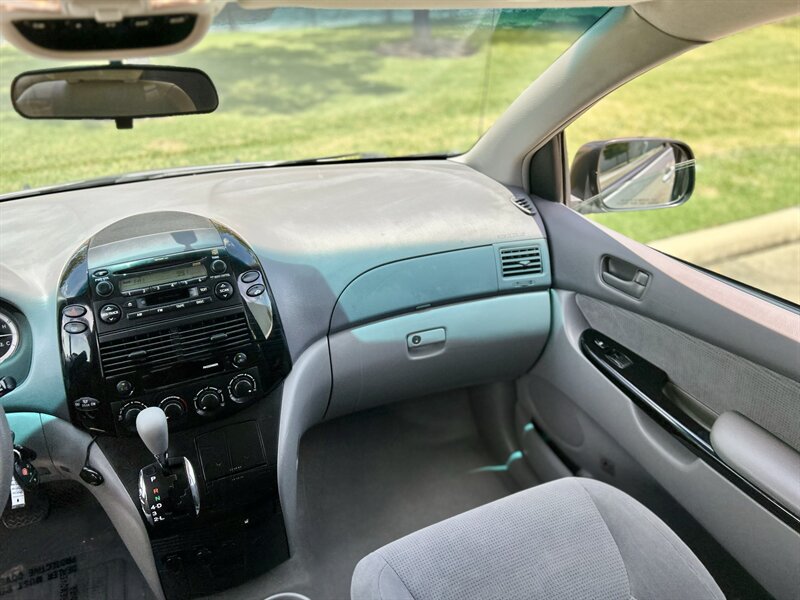 2004 Toyota TOYOTA SIENNA LE 1 OWNER 8-PASSENGER CLEAN YOUTUBE VIDEO   - Photo 46 - Stafford, TX 77477