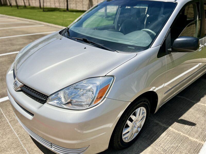 2004 Toyota TOYOTA SIENNA LE 1 OWNER 8-PASSENGER CLEAN YOUTUBE VIDEO   - Photo 74 - Stafford, TX 77477