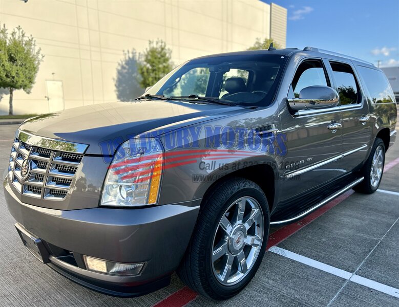 2013 Cadillac ESCALADE ESV LUXURY LOW MILES NAVIGATION R-CAMERA DVD 58K LOW MILES   - Photo 4 - Stafford, TX 77477
