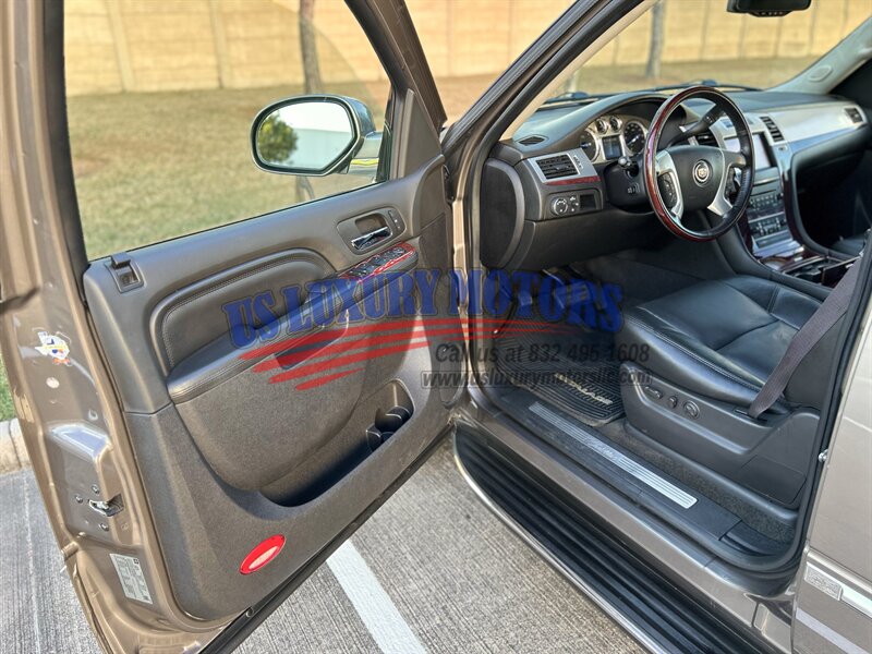 2013 Cadillac ESCALADE ESV LUXURY LOW MILES NAVIGATION R-CAMERA DVD 58K LOW MILES   - Photo 39 - Stafford, TX 77477