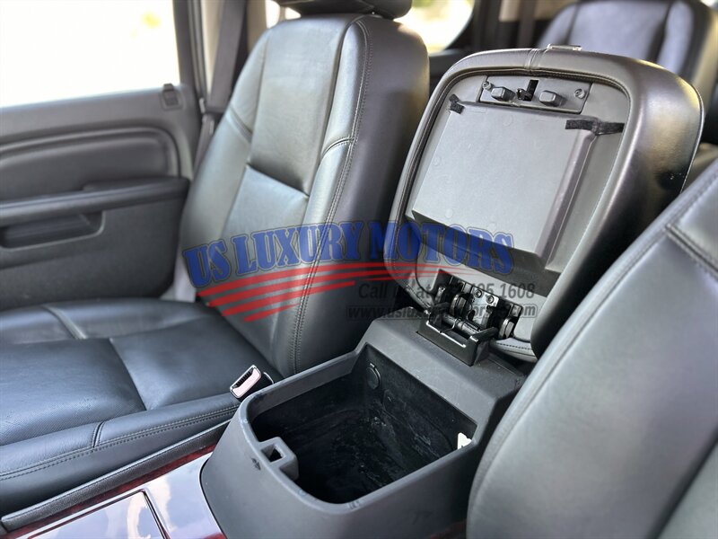 2013 Cadillac ESCALADE ESV LUXURY LOW MILES NAVIGATION R-CAMERA DVD 58K LOW MILES   - Photo 42 - Stafford, TX 77477