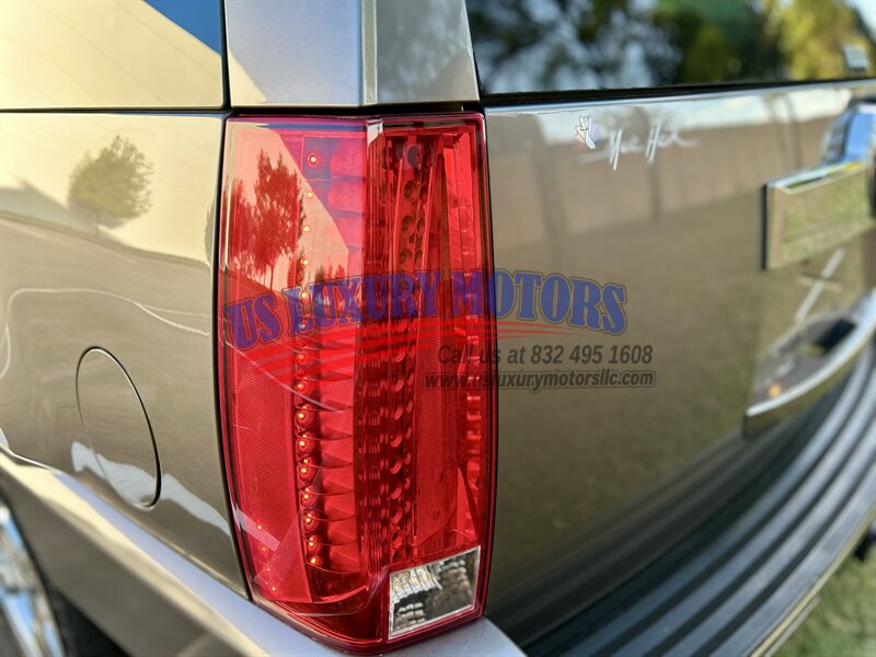 2013 Cadillac ESCALADE ESV LUXURY LOW MILES NAVIGATION R-CAMERA DVD 58K LOW MILES   - Photo 25 - Stafford, TX 77477