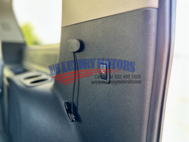 2013 Cadillac ESCALADE ESV LUXURY LOW MILES NAVIGATION R-CAMERA DVD 58K LOW MILES   - Photo 81 - Stafford, TX 77477