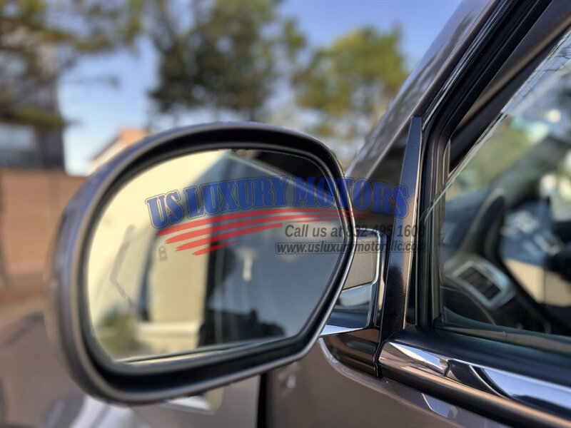 2013 Cadillac ESCALADE ESV LUXURY LOW MILES NAVIGATION R-CAMERA DVD 58K LOW MILES   - Photo 82 - Stafford, TX 77477