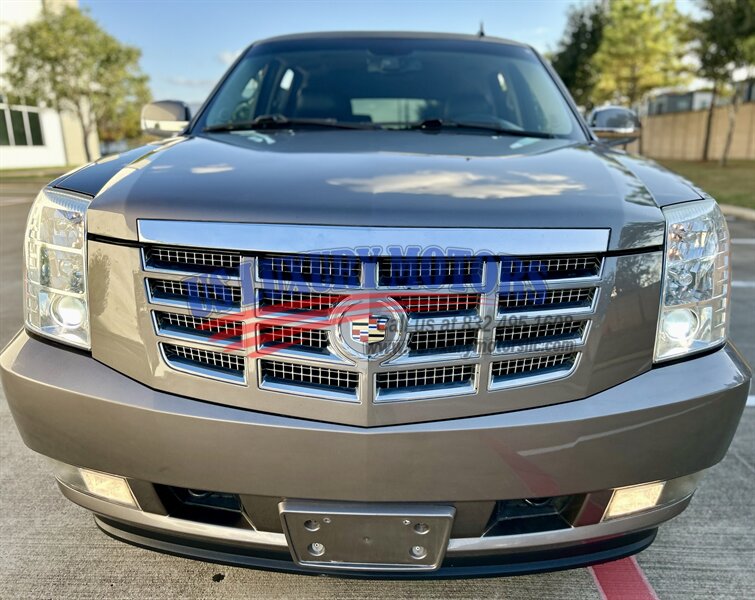 2013 Cadillac ESCALADE ESV LUXURY LOW MILES NAVIGATION R-CAMERA DVD 58K LOW MILES   - Photo 9 - Stafford, TX 77477