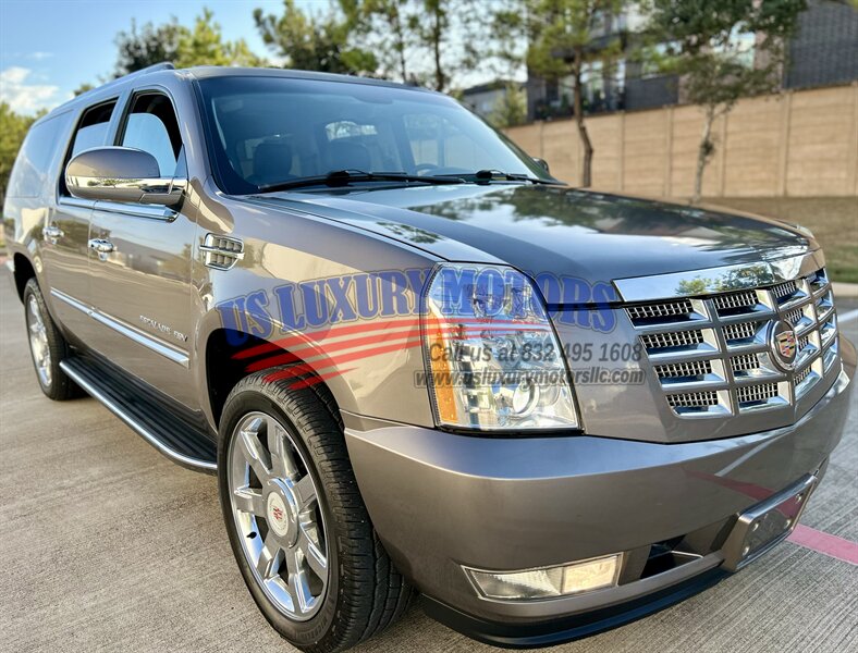 2013 Cadillac ESCALADE ESV LUXURY LOW MILES NAVIGATION R-CAMERA DVD 58K LOW MILES   - Photo 8 - Stafford, TX 77477