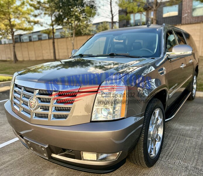 2013 Cadillac ESCALADE ESV LUXURY LOW MILES NAVIGATION R-CAMERA DVD 58K LOW MILES   - Photo 5 - Stafford, TX 77477