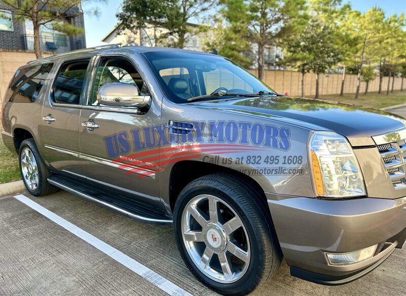 2013 Cadillac ESCALADE ESV LUXURY LOW MILES NAVIGATION R-CAMERA DVD 58K LOW MILES   - Photo 6 - Stafford, TX 77477