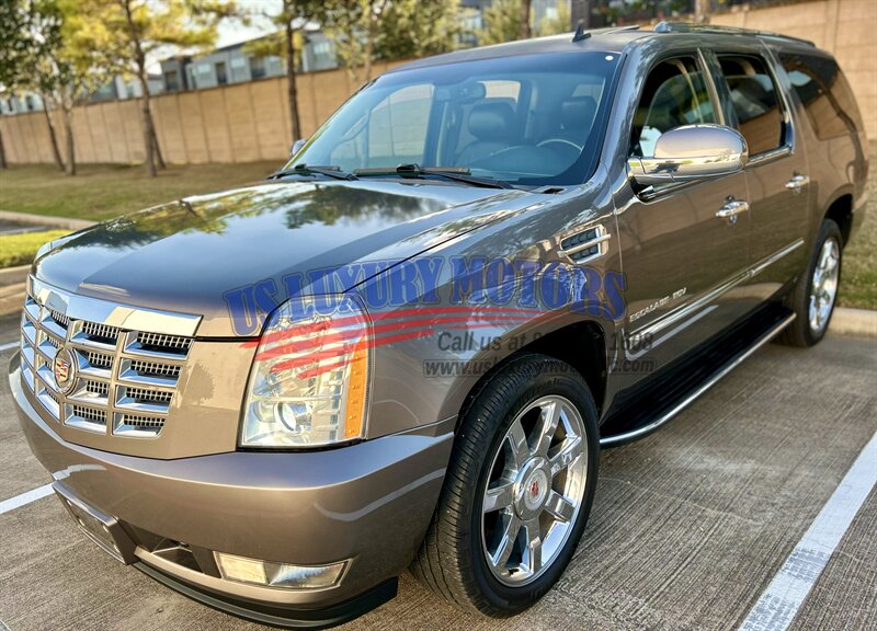 2013 Cadillac ESCALADE ESV LUXURY LOW MILES NAVIGATION R-CAMERA DVD 58K LOW MILES   - Photo 2 - Stafford, TX 77477