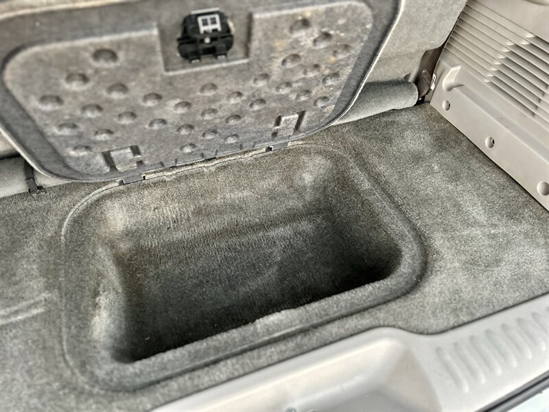 2004 GMC ENVOY XL 7 Passenger SLT 5.3L V8 AWD LEATHER 4X4 RARE YOUTUBE VIDEO   - Photo 85 - Stafford, TX 77477