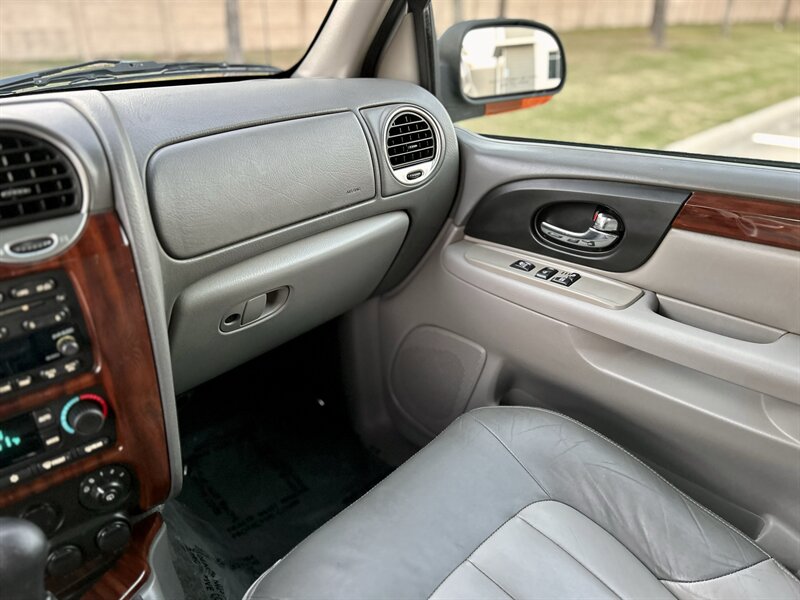 2004 GMC ENVOY XL 7 Passenger SLT 5.3L V8 AWD LEATHER 4X4 RARE YOUTUBE VIDEO   - Photo 59 - Stafford, TX 77477