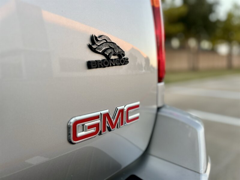 2004 GMC ENVOY XL 7 Passenger SLT 5.3L V8 AWD LEATHER 4X4 RARE YOUTUBE VIDEO   - Photo 33 - Stafford, TX 77477