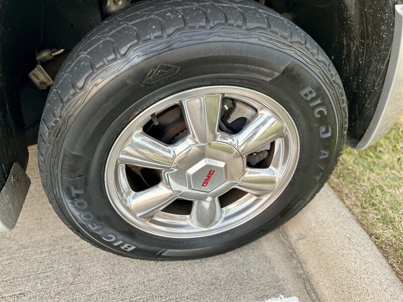 2004 GMC ENVOY XL 7 Passenger SLT 5.3L V8 AWD LEATHER 4X4 RARE YOUTUBE VIDEO   - Photo 88 - Stafford, TX 77477