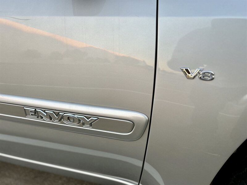 2004 GMC ENVOY XL 7 Passenger SLT 5.3L V8 AWD LEATHER 4X4 RARE YOUTUBE VIDEO   - Photo 38 - Stafford, TX 77477