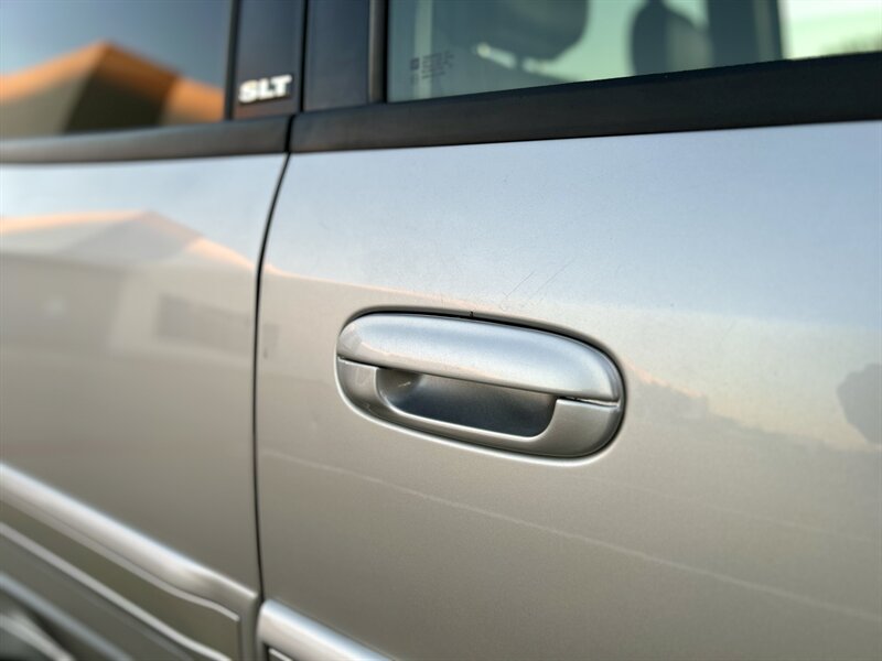 2004 GMC ENVOY XL 7 Passenger SLT 5.3L V8 AWD LEATHER 4X4 RARE YOUTUBE VIDEO   - Photo 39 - Stafford, TX 77477