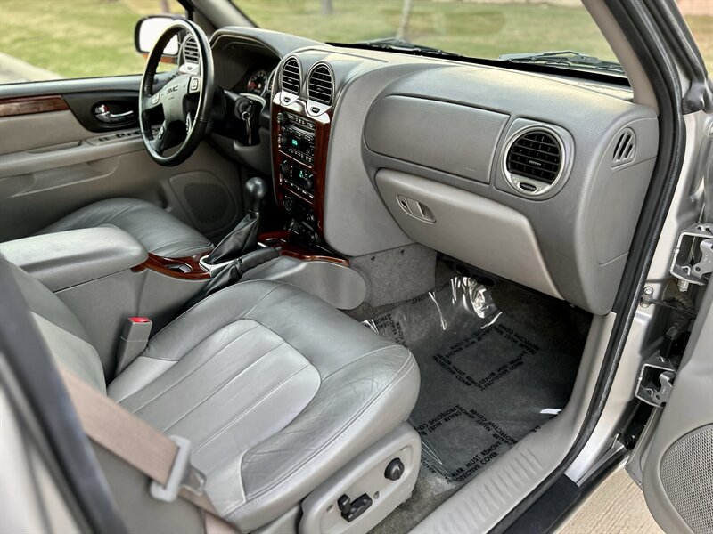 2004 GMC ENVOY XL 7 Passenger SLT 5.3L V8 AWD LEATHER 4X4 RARE YOUTUBE VIDEO   - Photo 69 - Stafford, TX 77477
