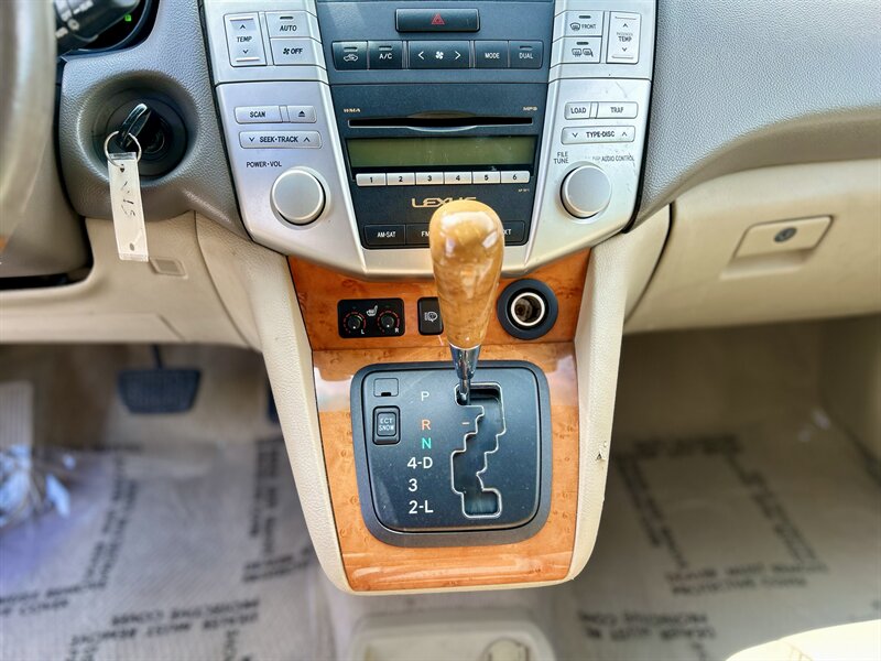 2008 Lexus LEXUS RX 350 LEATHER ROOF HTD-SEATS CARFAX 1 OWNER 39 SERVICE RECORDS   - Photo 57 - Stafford, TX 77477
